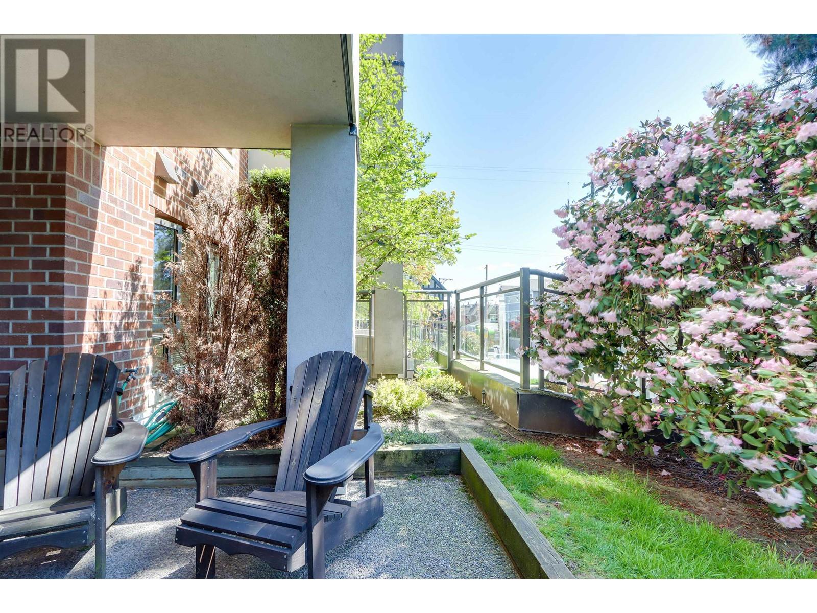 105 175 E 10TH STREET, North Vancouver real estate listing R2993977
