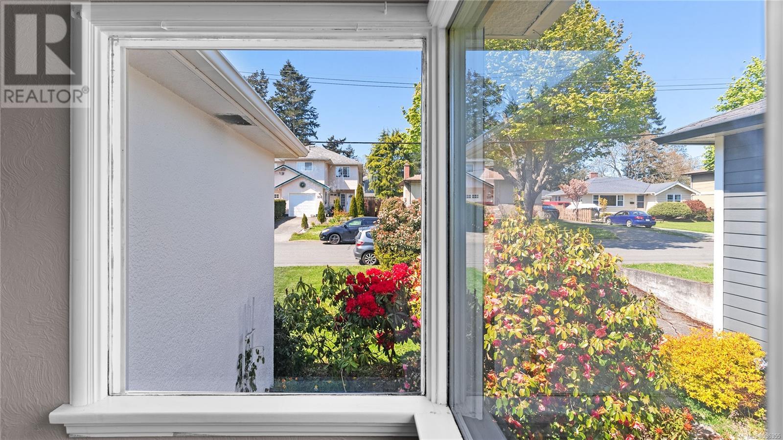 903 Shirley Rd, Esquimalt