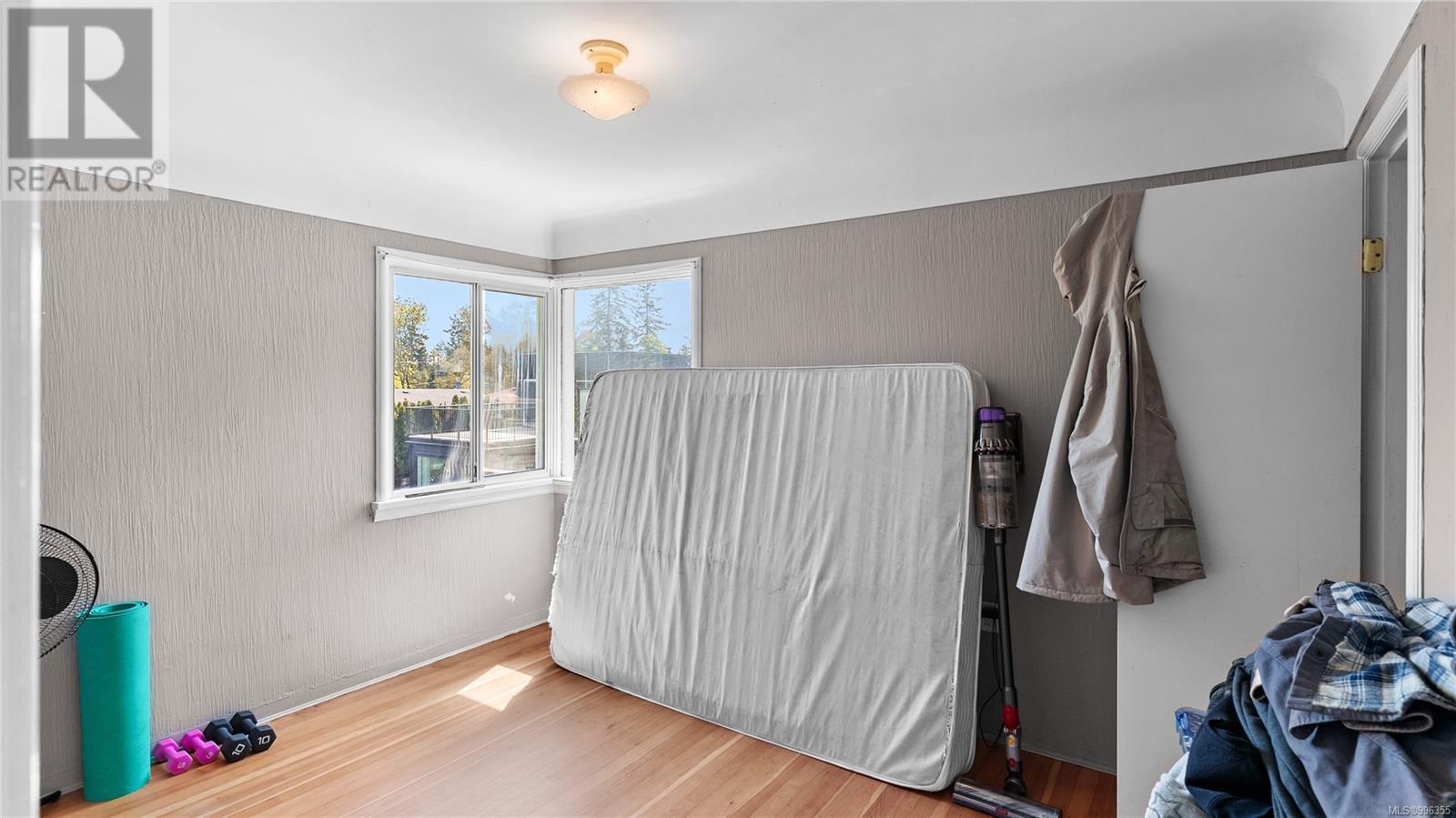 903 Shirley Rd, Esquimalt