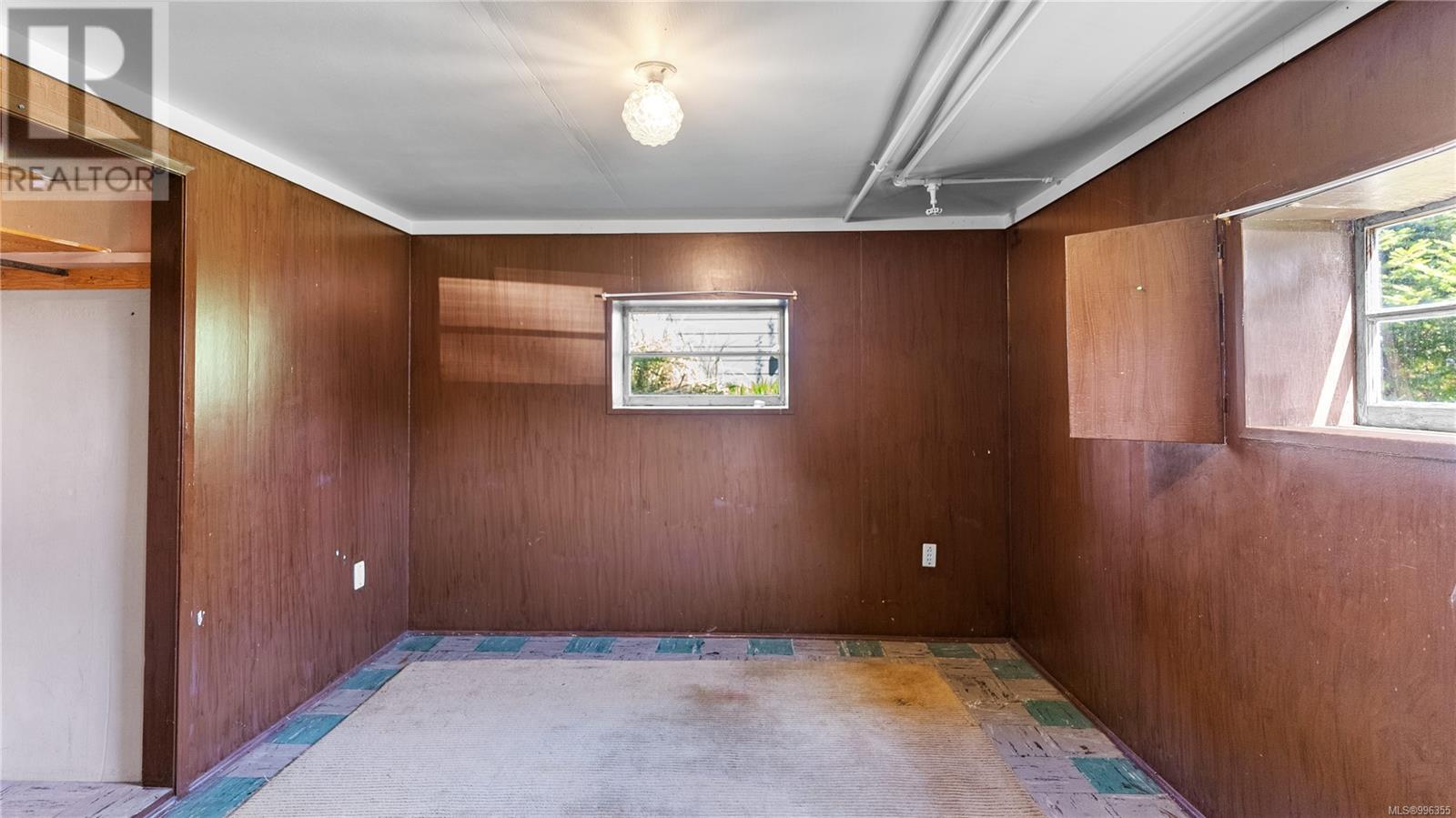 903 Shirley Rd, Esquimalt