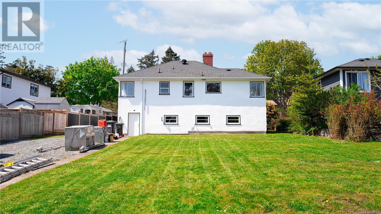 903 Shirley Rd, Esquimalt