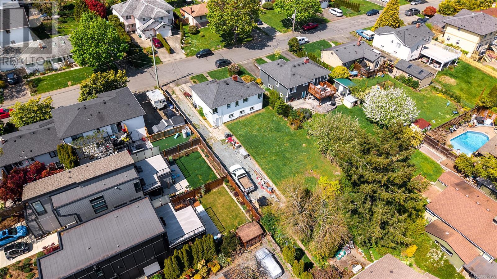 903 Shirley Rd, Esquimalt