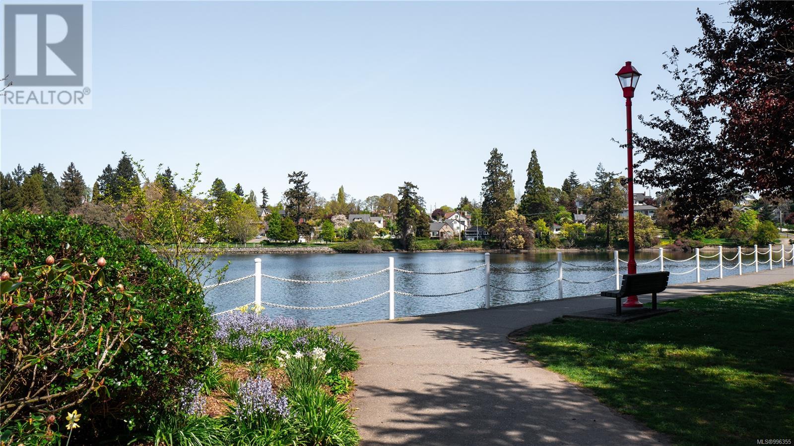 903 Shirley Rd, Esquimalt