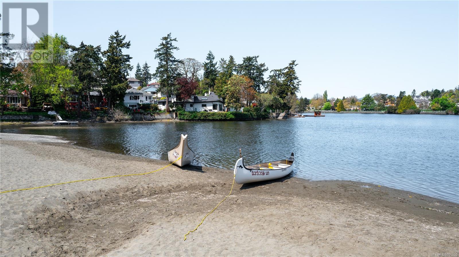 903 Shirley Rd, Esquimalt