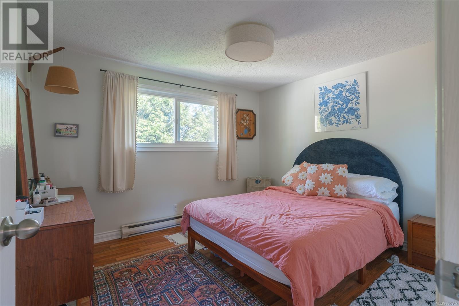 7458 Elizabeth Way, Lantzville