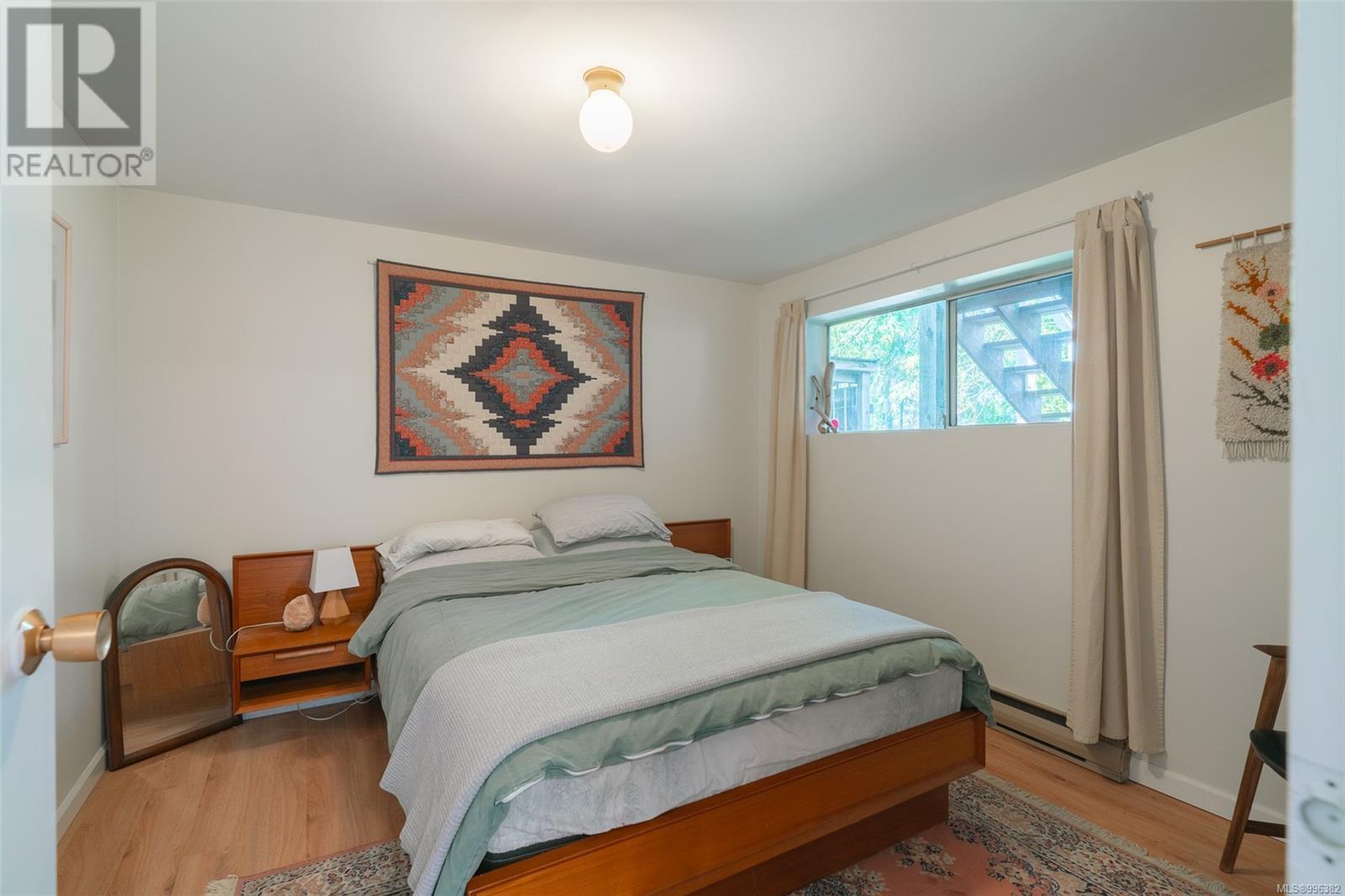 7458 Elizabeth Way, Lantzville