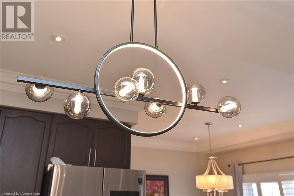 Photo 20 of 3321 Steeplechase Drive, Burlington ON