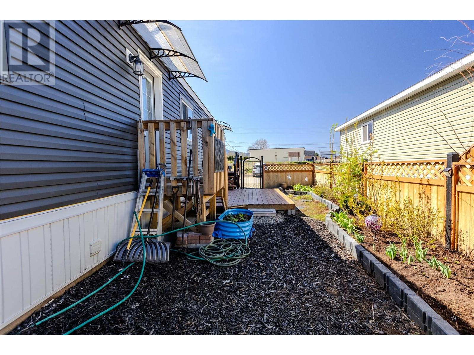 Photo 4 of 235 Aylmer Road Unit 23, Chase BC