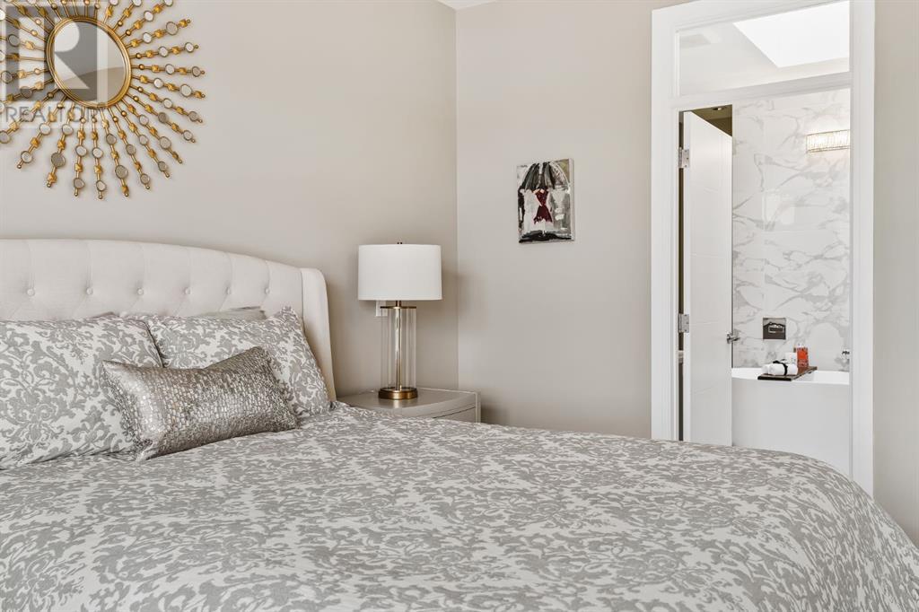 Single Family House for Sale in   Avenue SW Glenbrook Calgary 