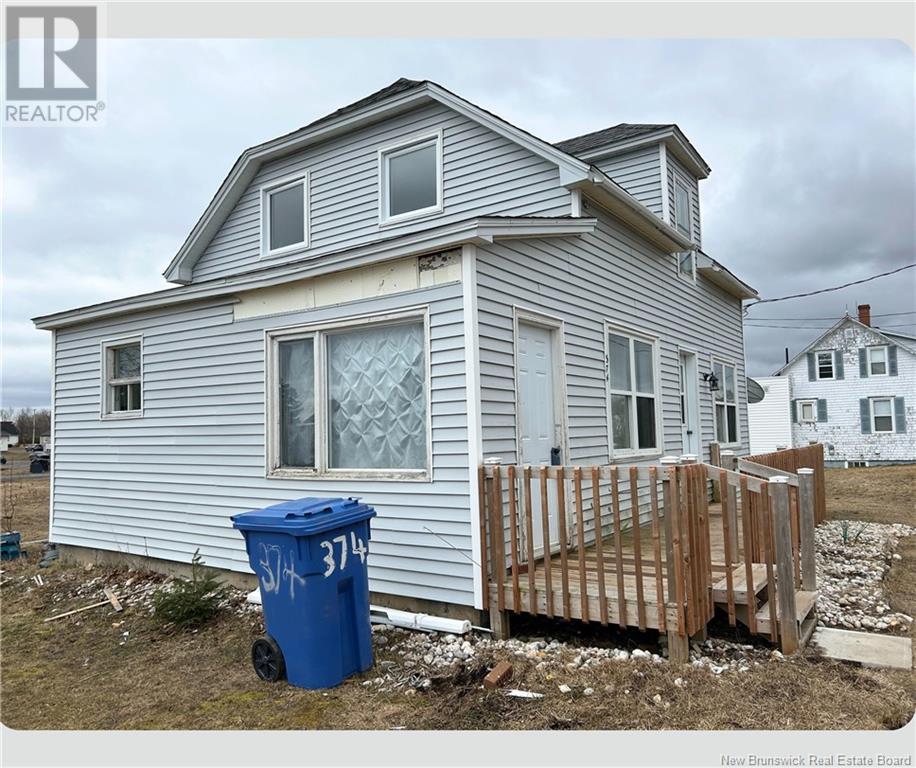 Photo 3 of 374 Georges Est, Tracadie NB