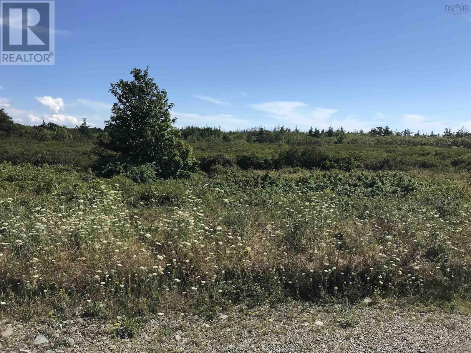 Property 9 of 18 of No 1 Highway