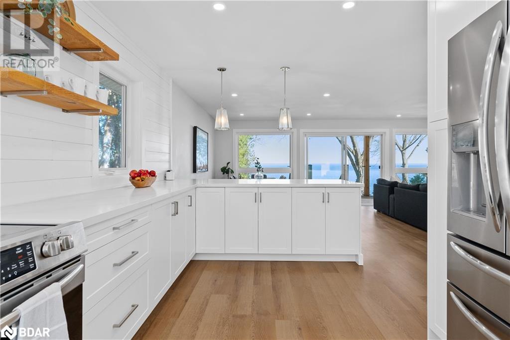 Photo 12 of 2371 Lakeshore Road E, Oromedonte ON