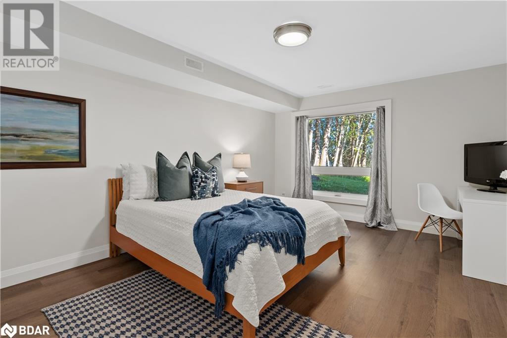 Photo 29 of 2371 Lakeshore Road E, Oromedonte ON