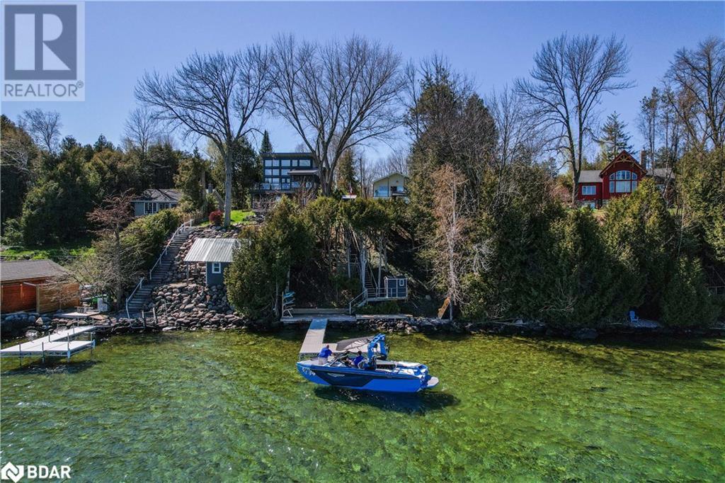 Photo 15 of 2371 Lakeshore Road E, Oromedonte ON