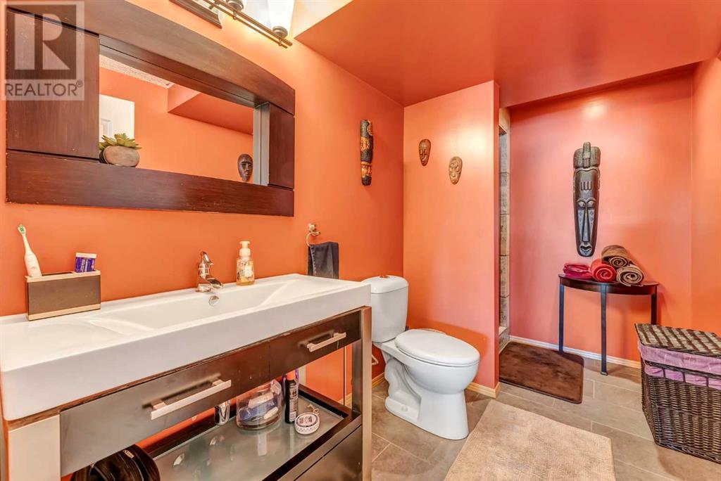 Single Family House for Sale in  Tuscany Meadows Common NW Tuscany Calgary 
