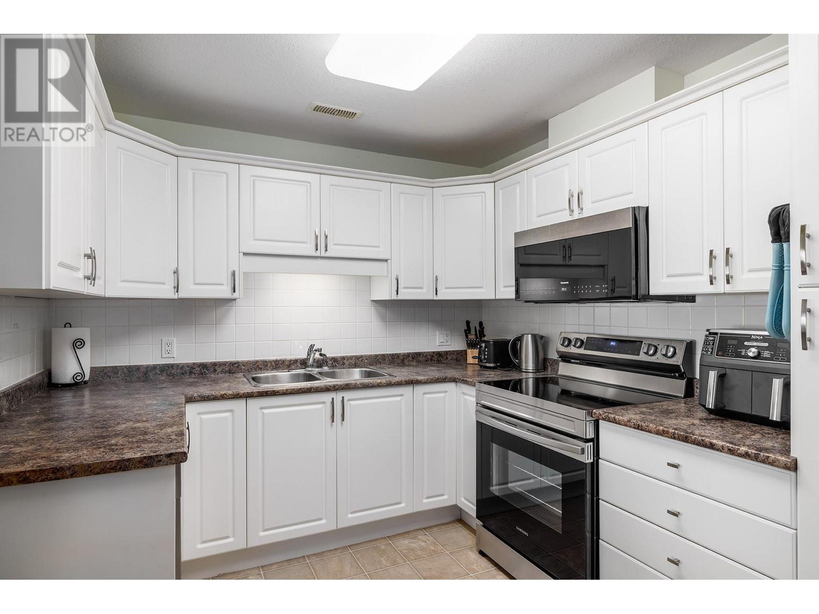 Photo 4 of 1966 Durnin Road Unit 505 Lot 33, Kelowna BC