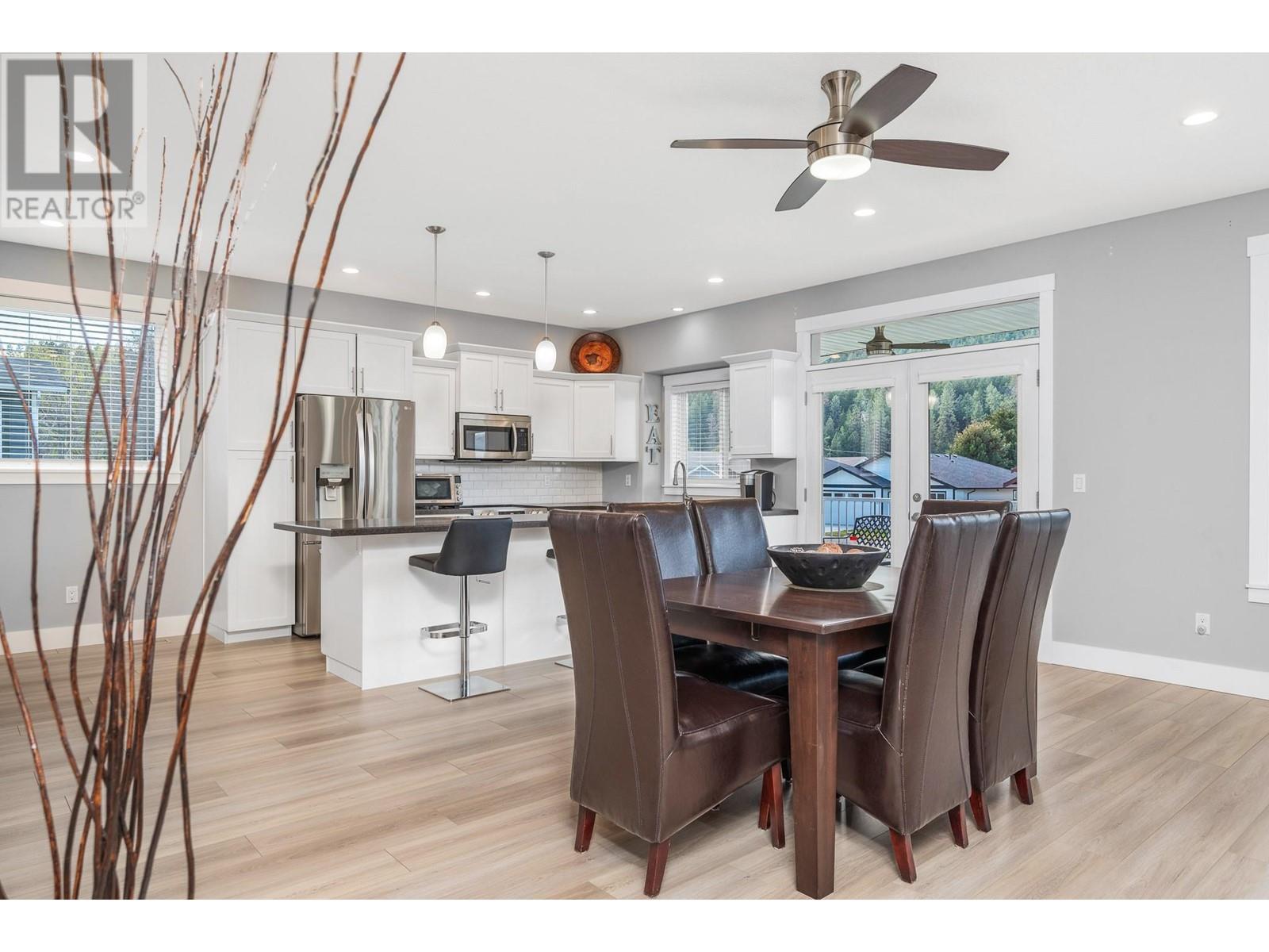  533 Loon Avenue, Vernon