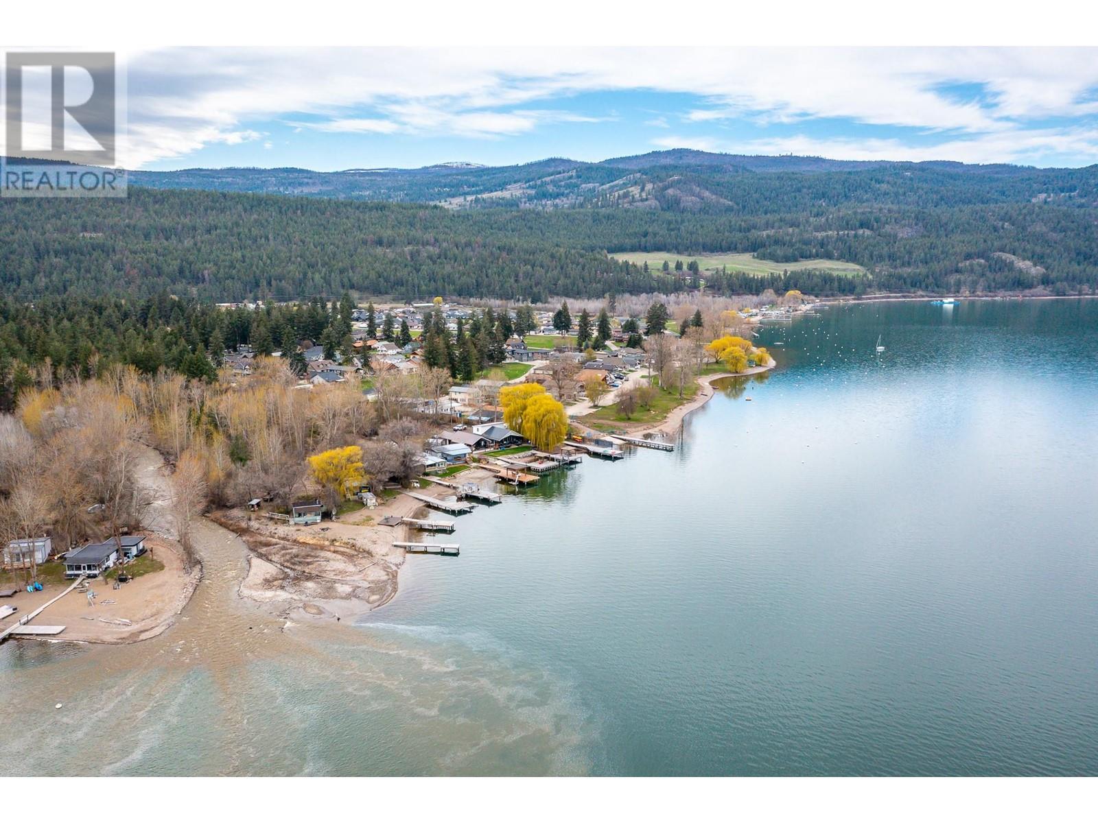  533 Loon Avenue, Vernon