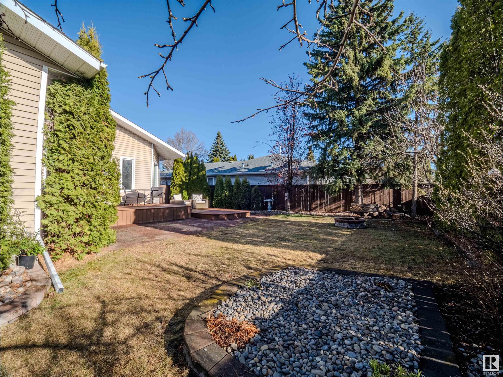 261 HEAGLE CR NW, Edmonton