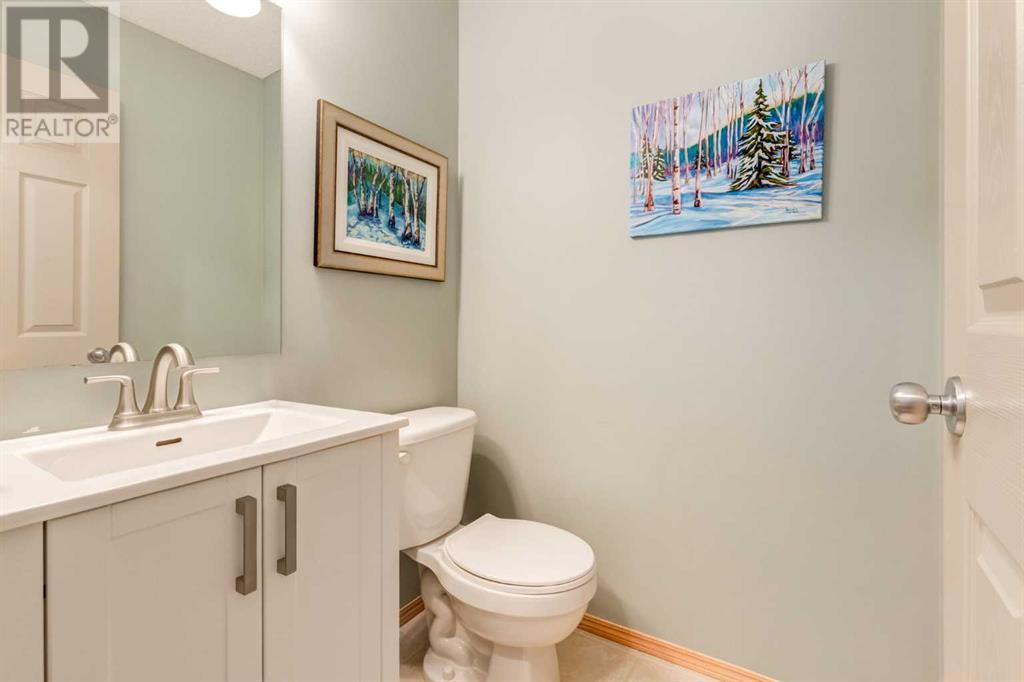 Single Family House for Sale in  Tuscany Ravine Close NW Tuscany Calgary 