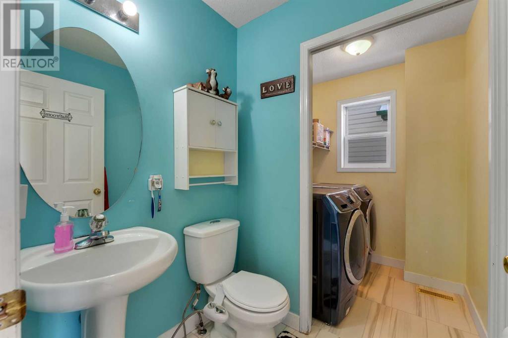 Single Family House for Sale in  Saddlemead Green Saddle Ridge Calgary 