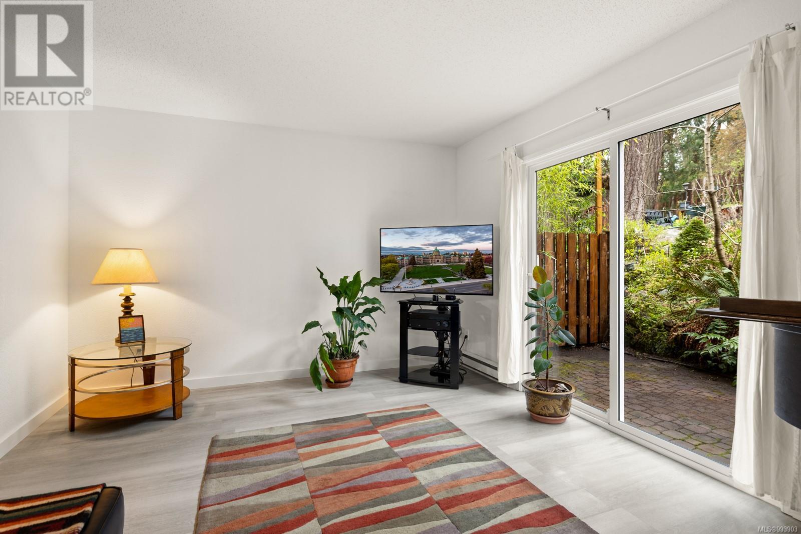 4 1500 Glentana Rd, View Royal