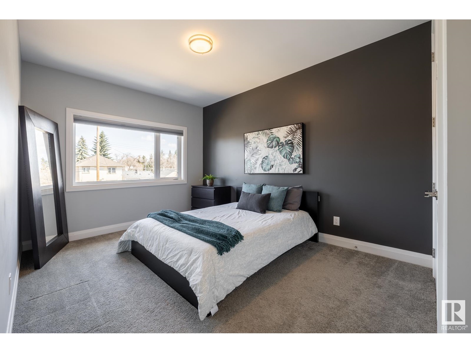 10936 71 AV NW, Edmonton