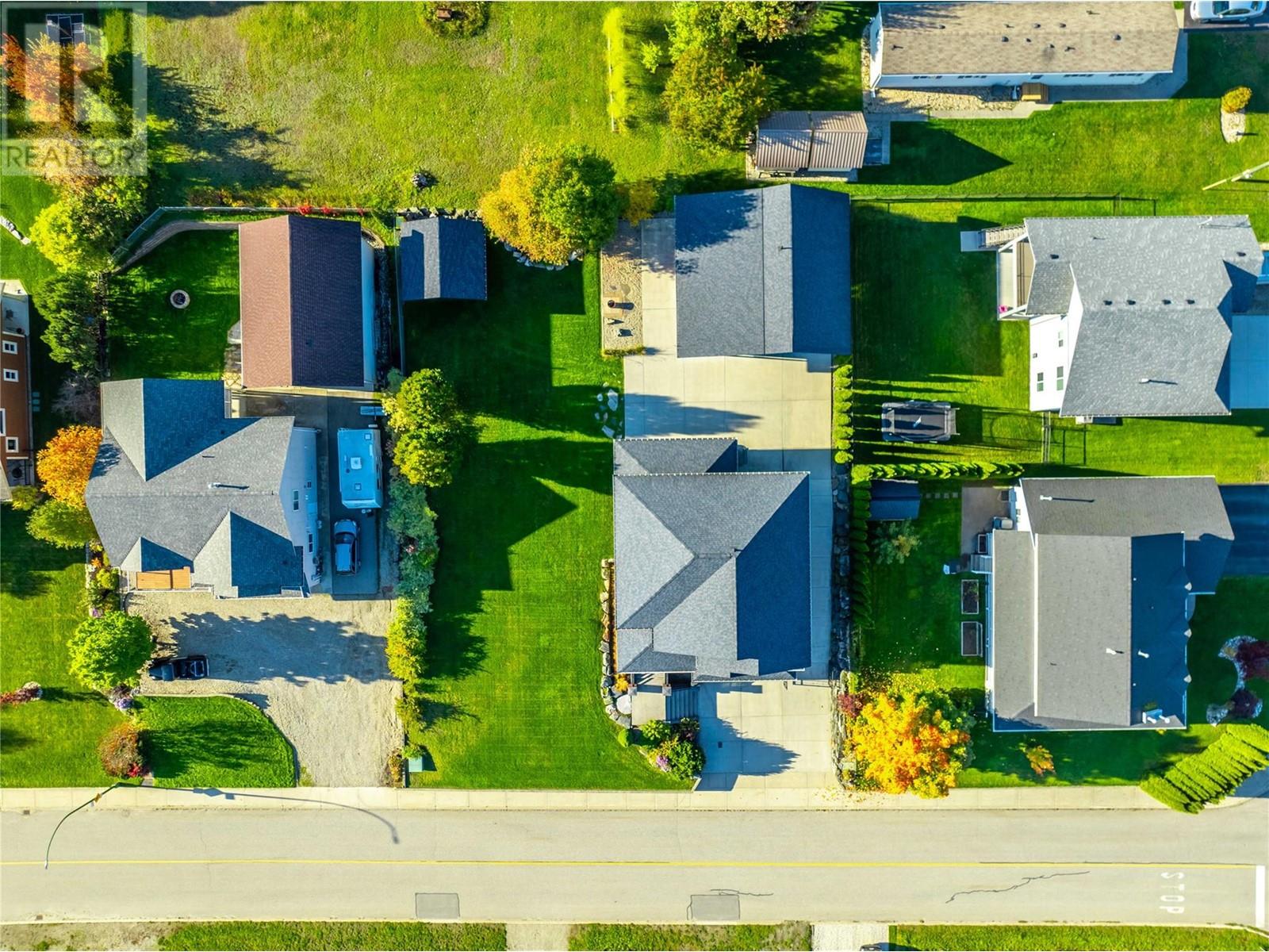 905 Edward Street, Revelstoke