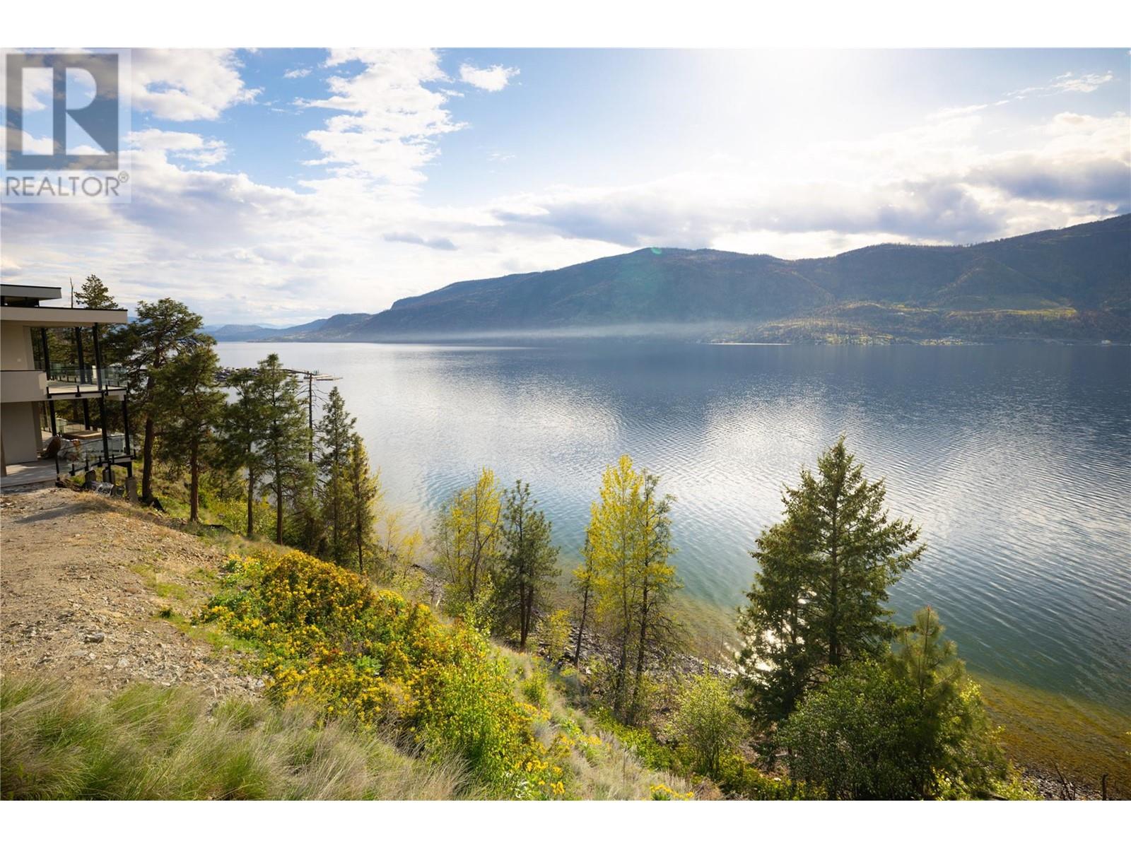  3548 Arrowroot Drive, Kelowna