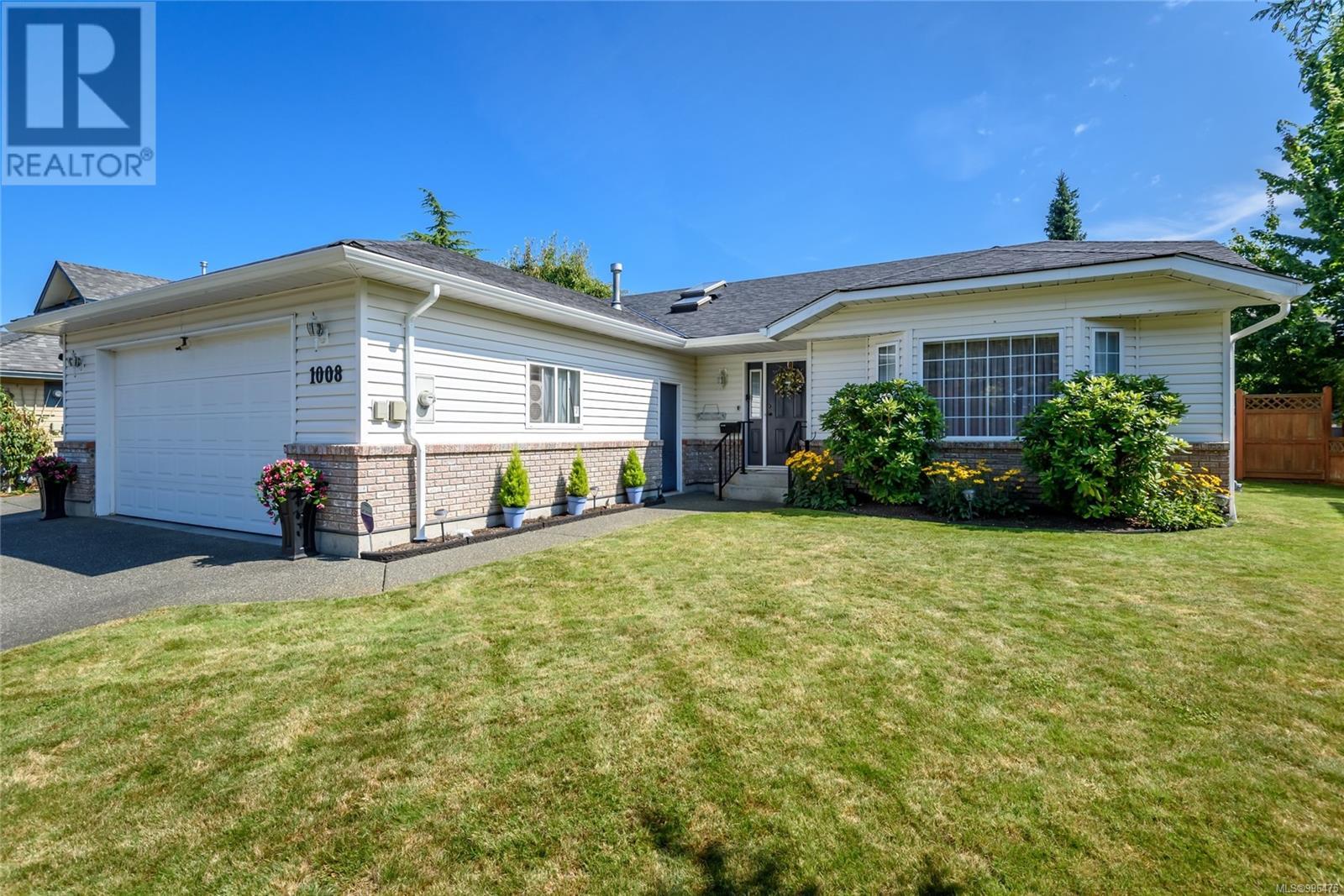 1008 Kingsley Cres, Comox