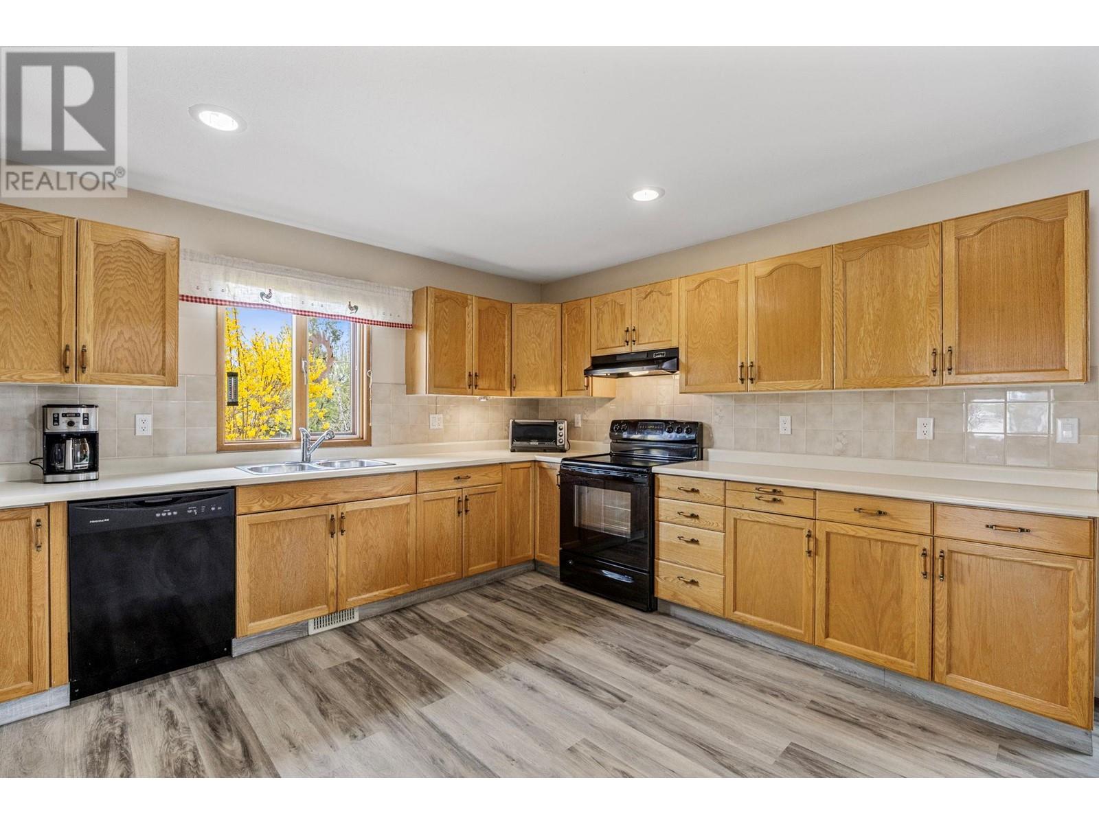 Photo 14 of 3445 Barberry Street, Kelowna BC