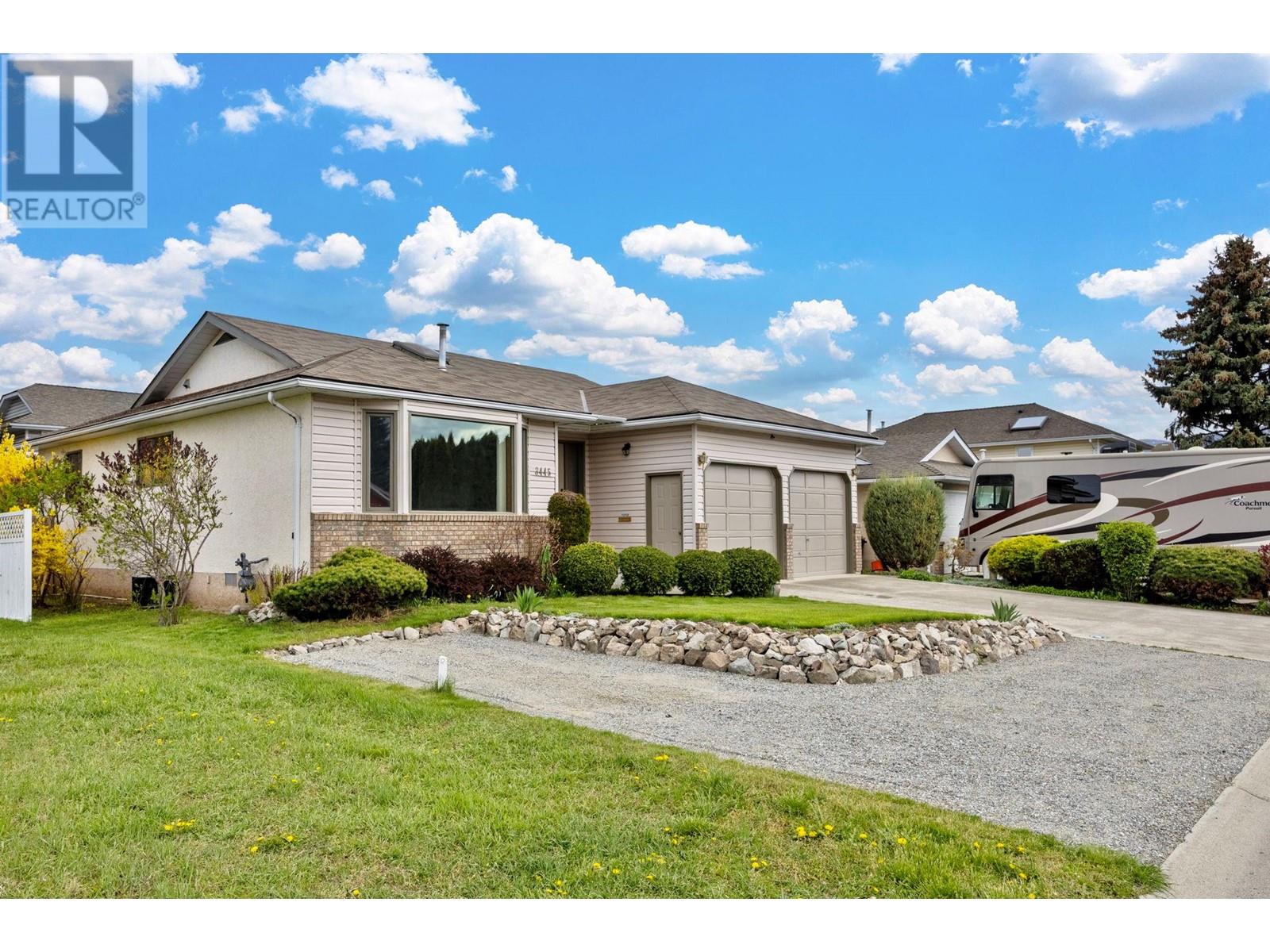 Photo 2 of 3445 Barberry Street, Kelowna BC