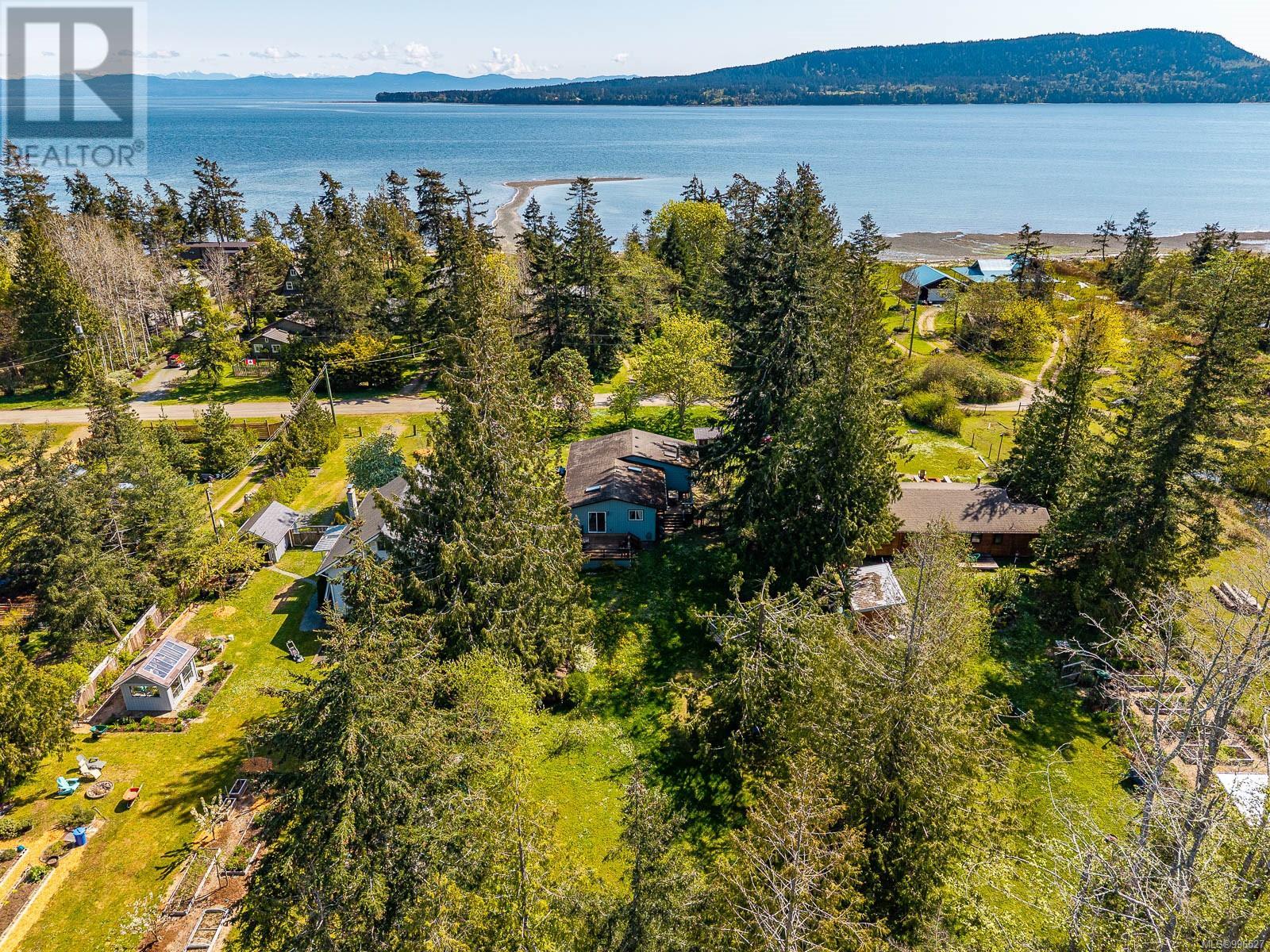 1441 Dalziel Rd, Denman Island