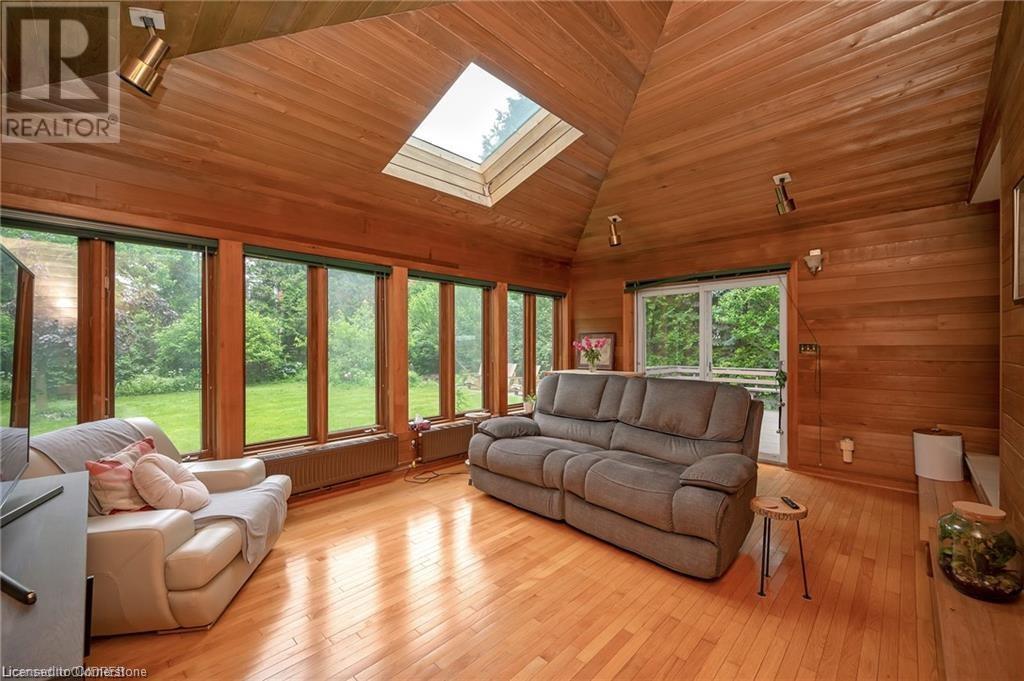 Photo 14 of 2317 Lakeshore Road, Burlington ON