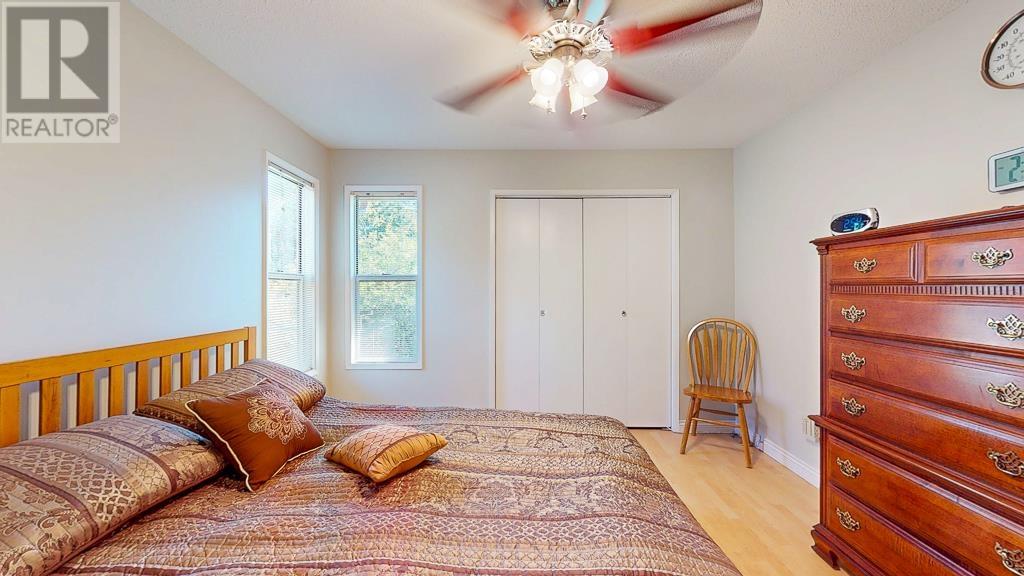 8024 SOUTHWOOD ROAD, Halfmoon Bay