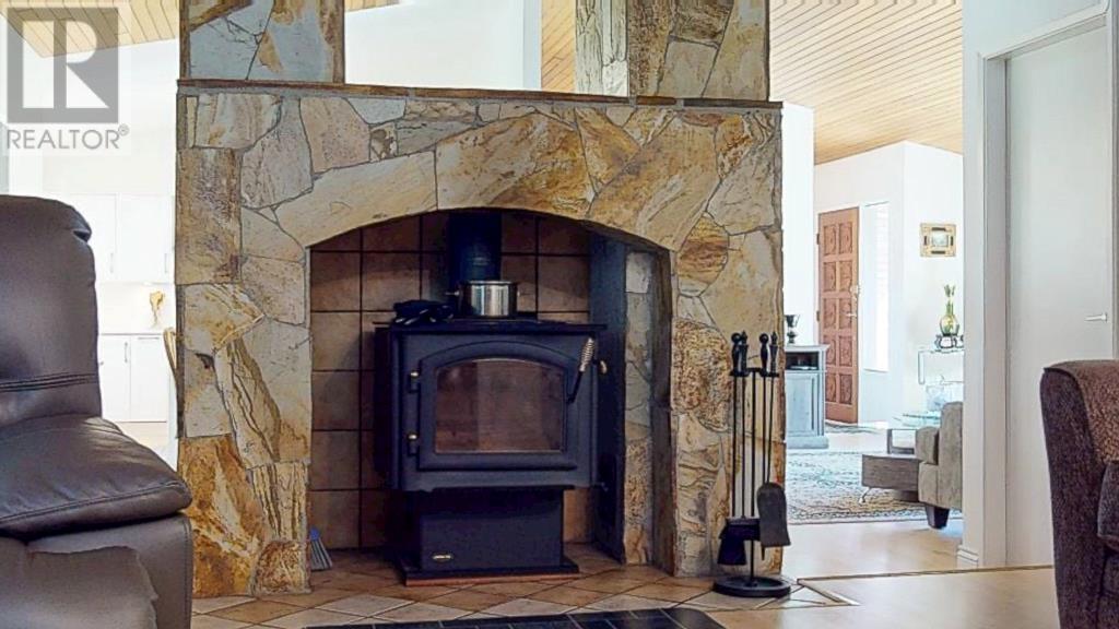 8024 SOUTHWOOD ROAD, Halfmoon Bay