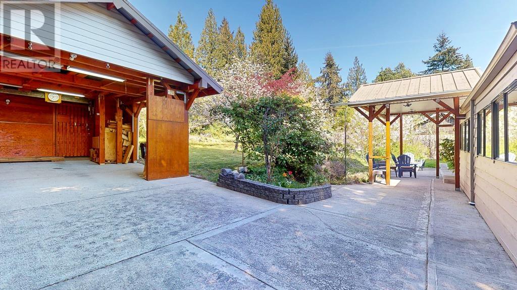 8024 SOUTHWOOD ROAD, Halfmoon Bay