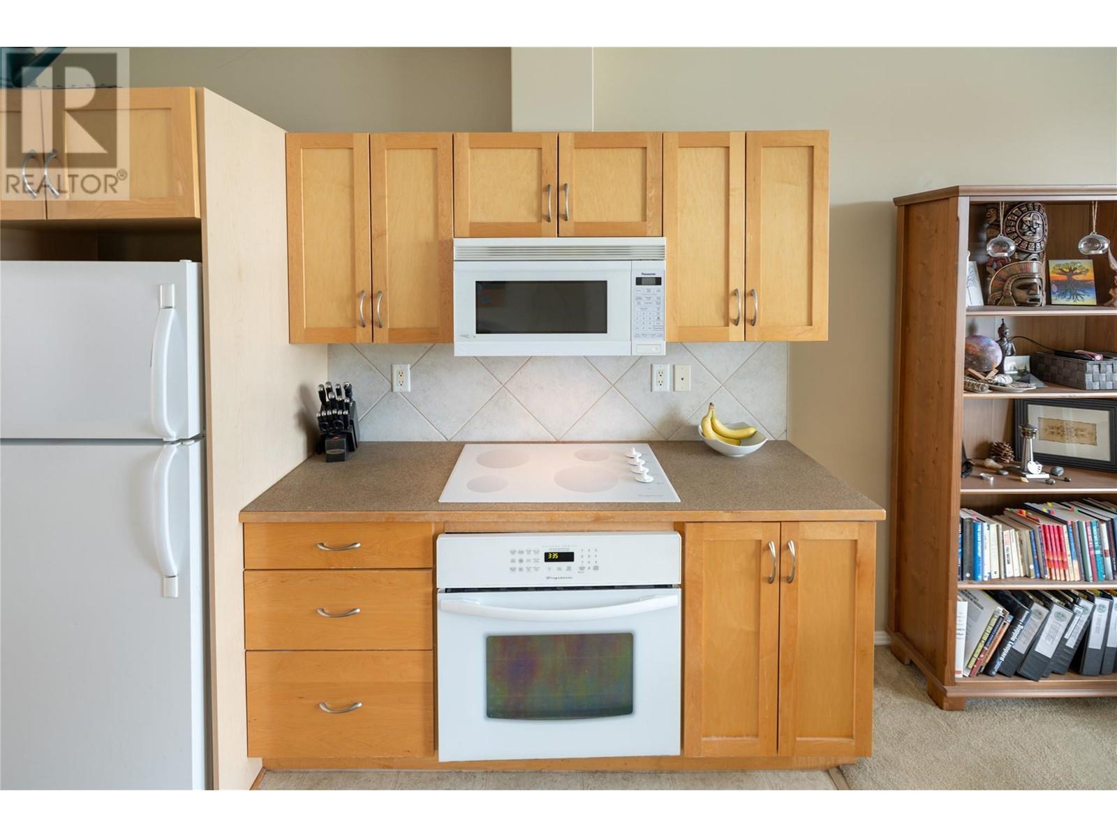 Photo 28 of 1327 St Paul Street Unit 408, Kelowna BC