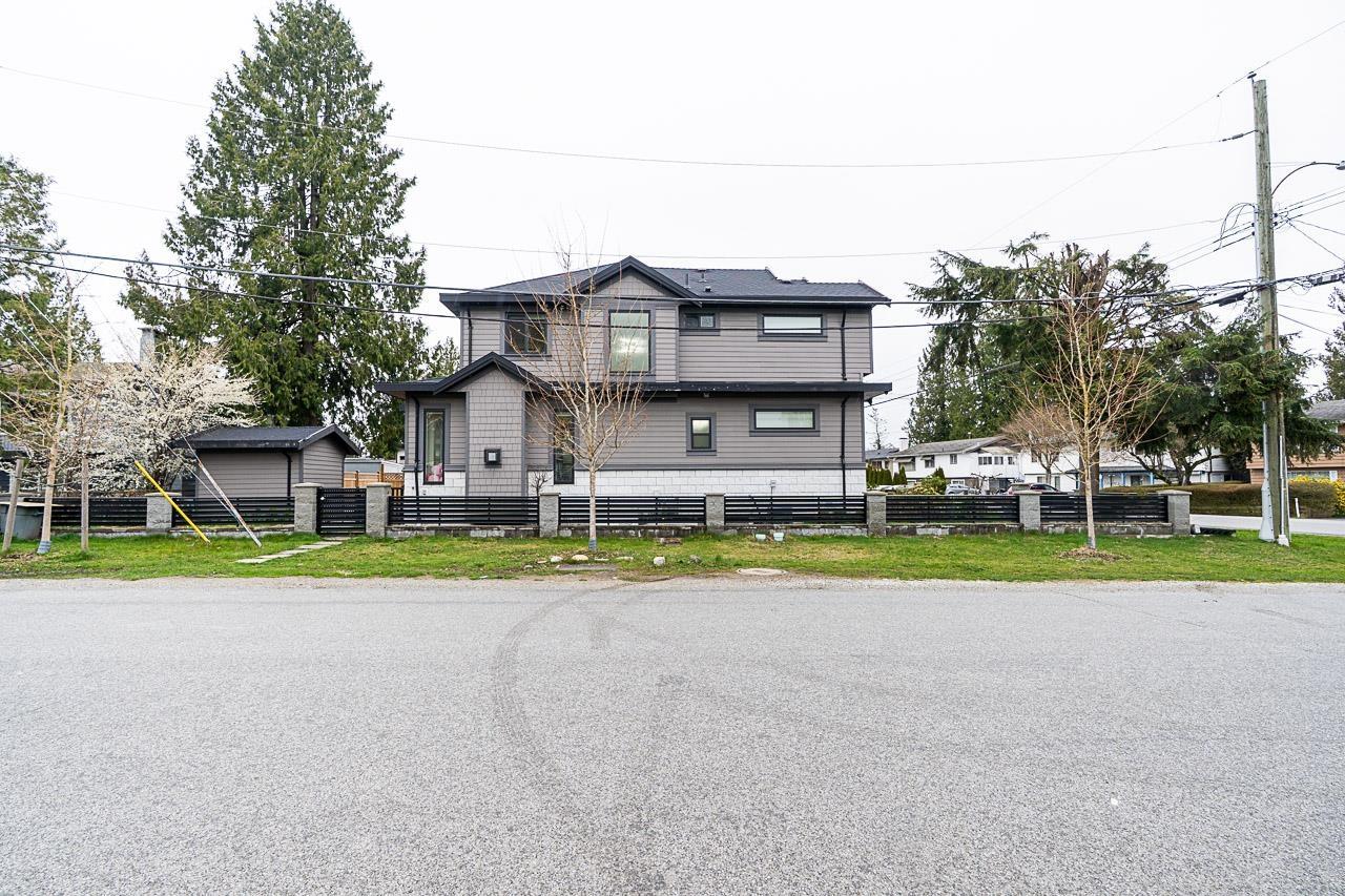 Photo 4 of 9249 119 A Street, Delta BC