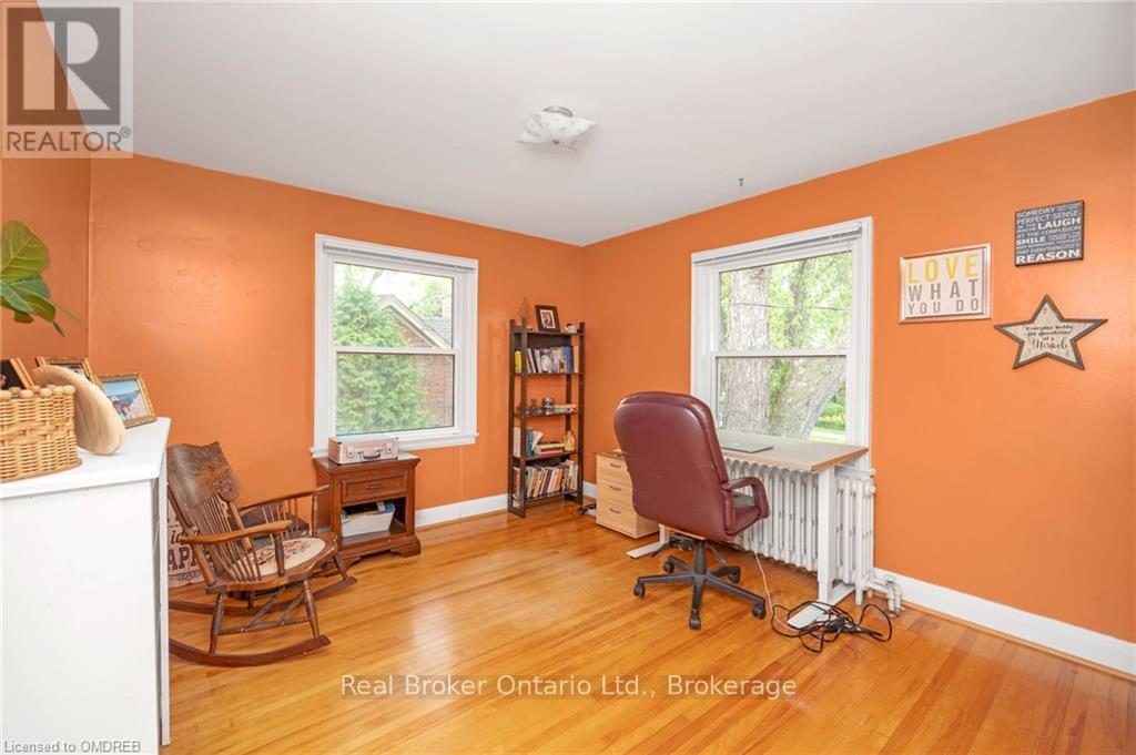 Photo 19 of 2317 Lakeshore Road, Burlington ON