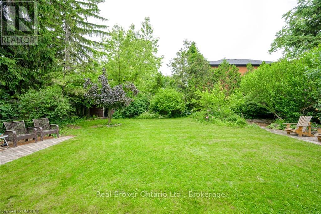 Photo 28 of 2317 Lakeshore Road, Burlington ON