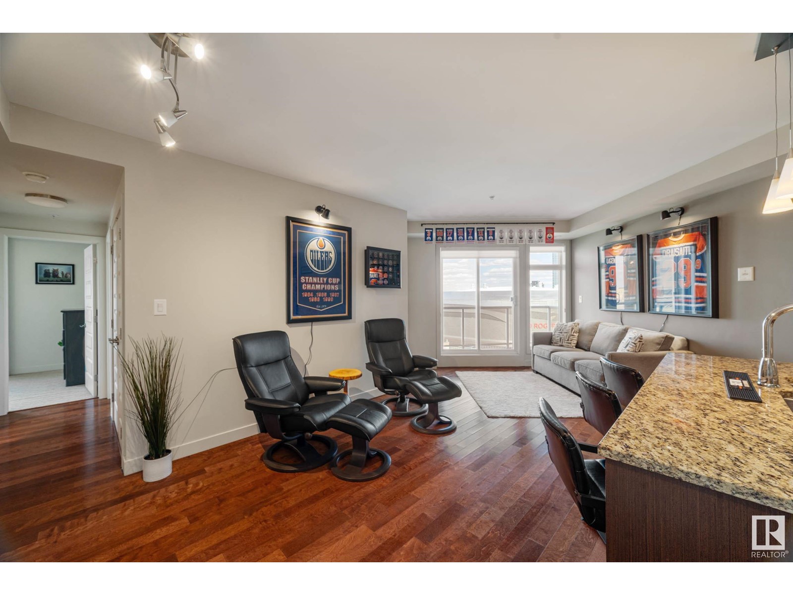 #1306 10388 105 ST NW, Edmonton