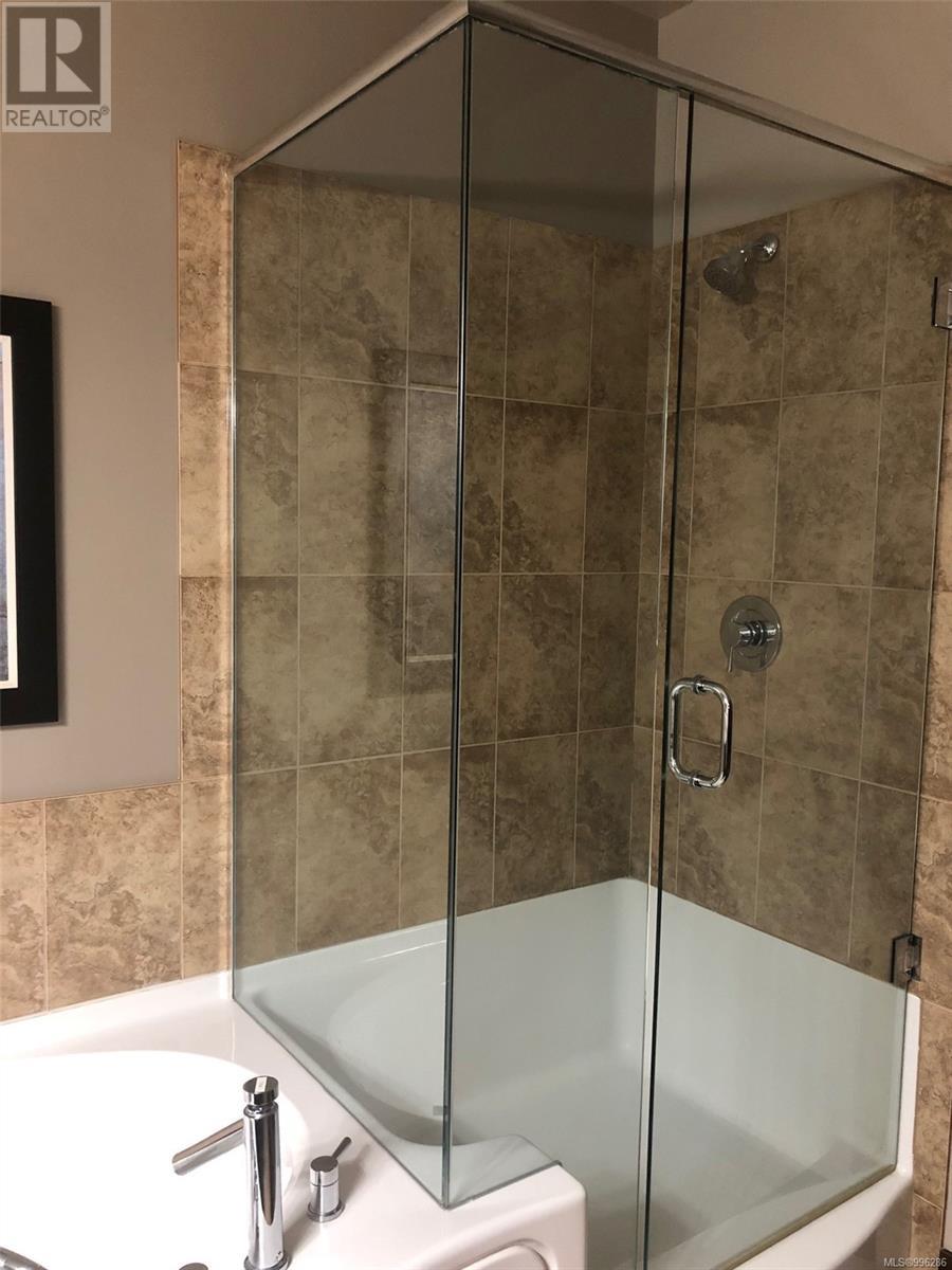 128 SA-2 1175 Resort Dr, Parksville