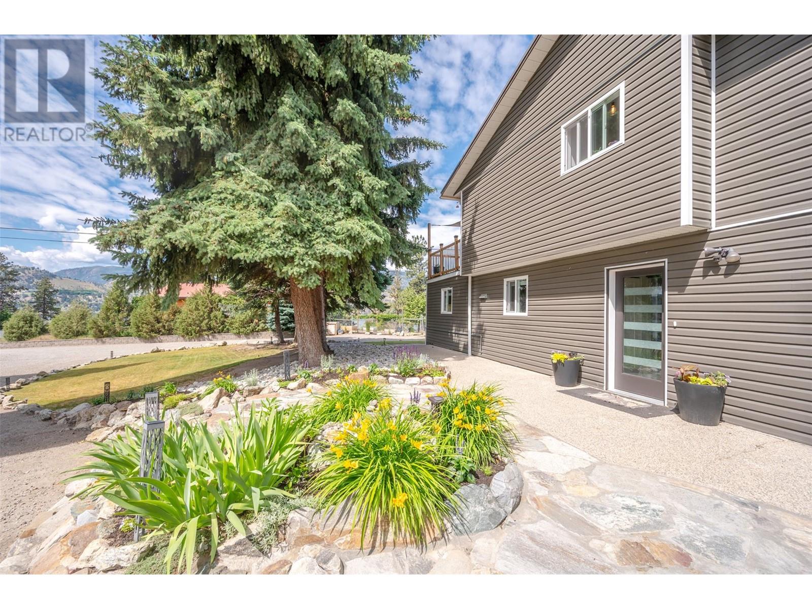  126 CONIFER Drive, Okanagan Falls
