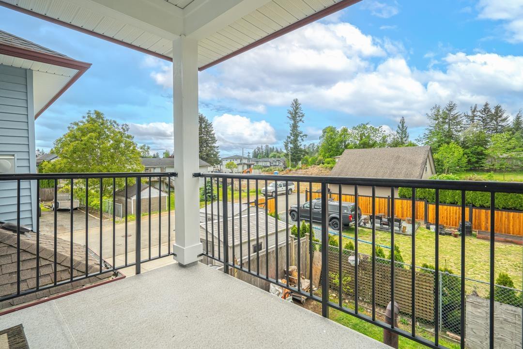 8433 FENNELL STREET, Mission real estate listing R2953682