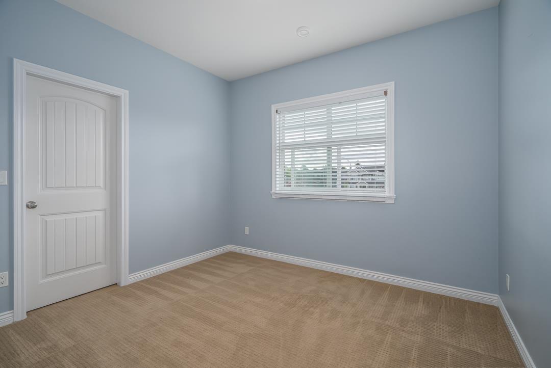 8433 FENNELL STREET, Mission real estate listing R2953682