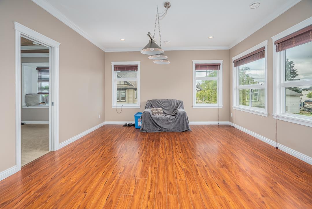 8433 FENNELL STREET, Mission real estate listing R2953682