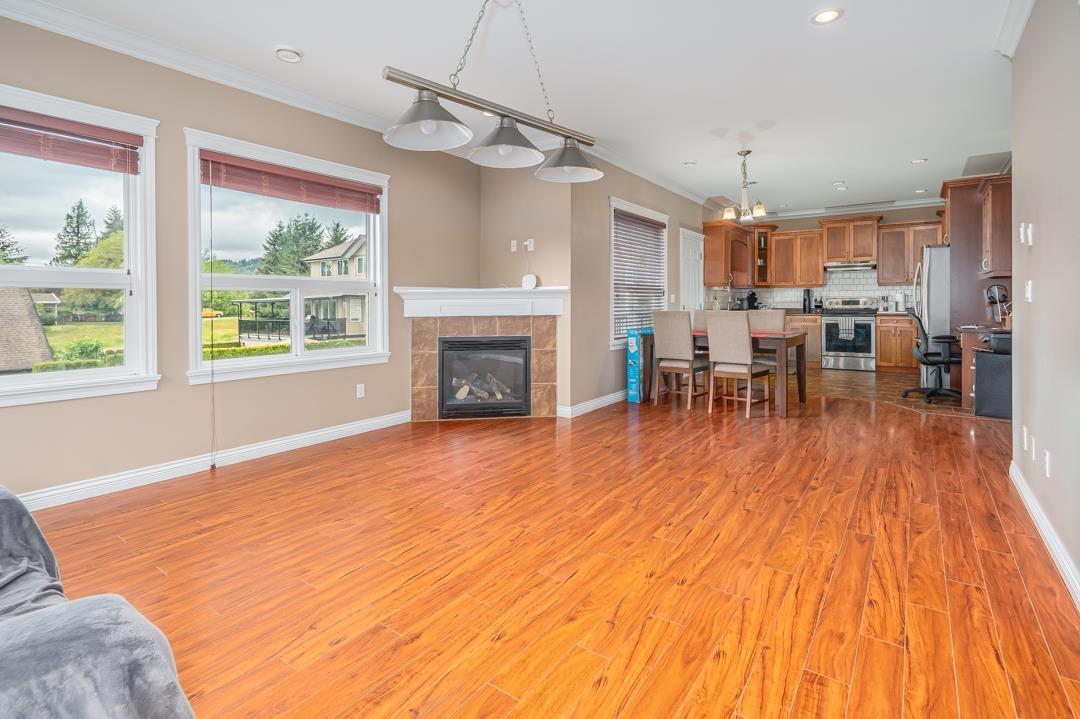 8433 FENNELL STREET, Mission real estate listing R2953682