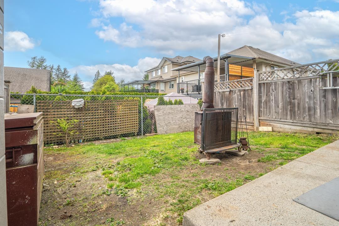 8433 FENNELL STREET, Mission real estate listing R2953682