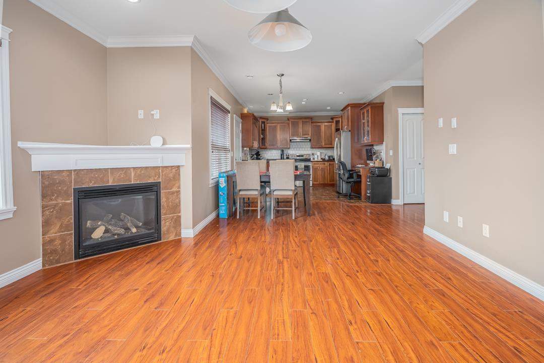 8433 FENNELL STREET, Mission real estate listing R2953682